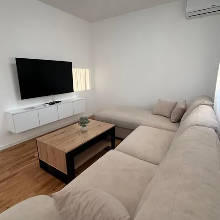 Apartment Panorama *